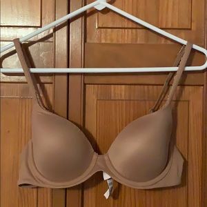 Body by Victoria Demi